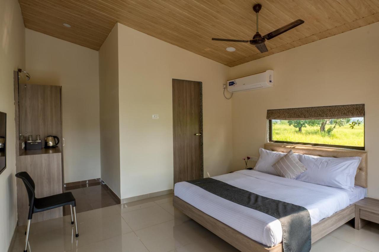 Hillrock Resort & Villas, Neral-Karjat Eksteriør bilde