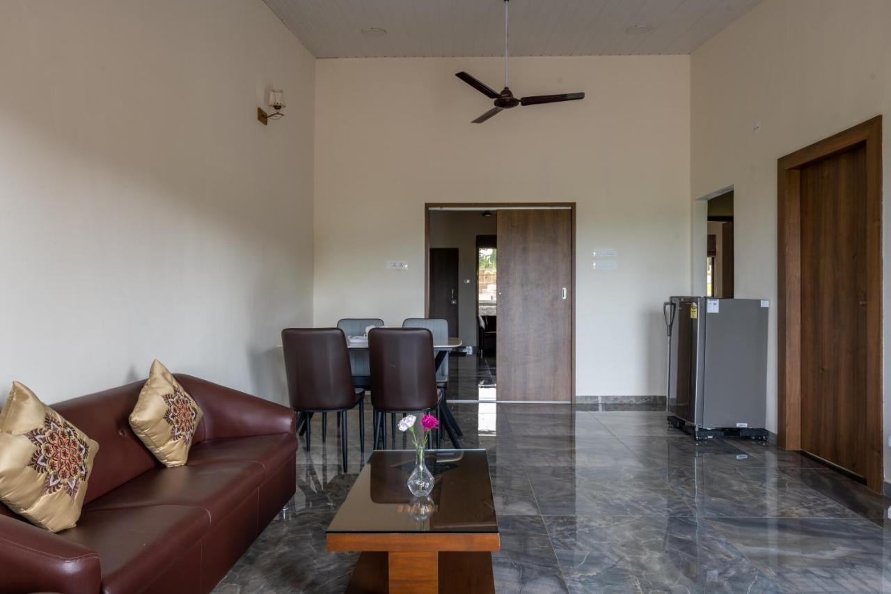 Hillrock Resort & Villas, Neral-Karjat Eksteriør bilde