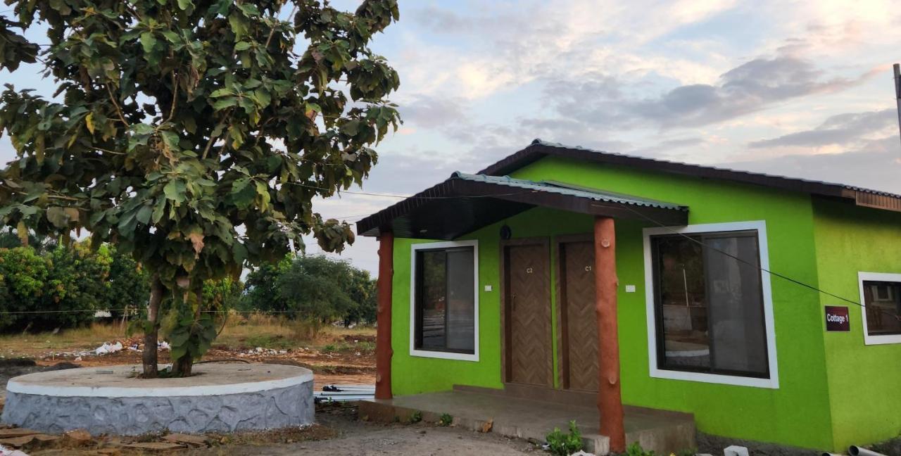 Hillrock Resort & Villas, Neral-Karjat Eksteriør bilde