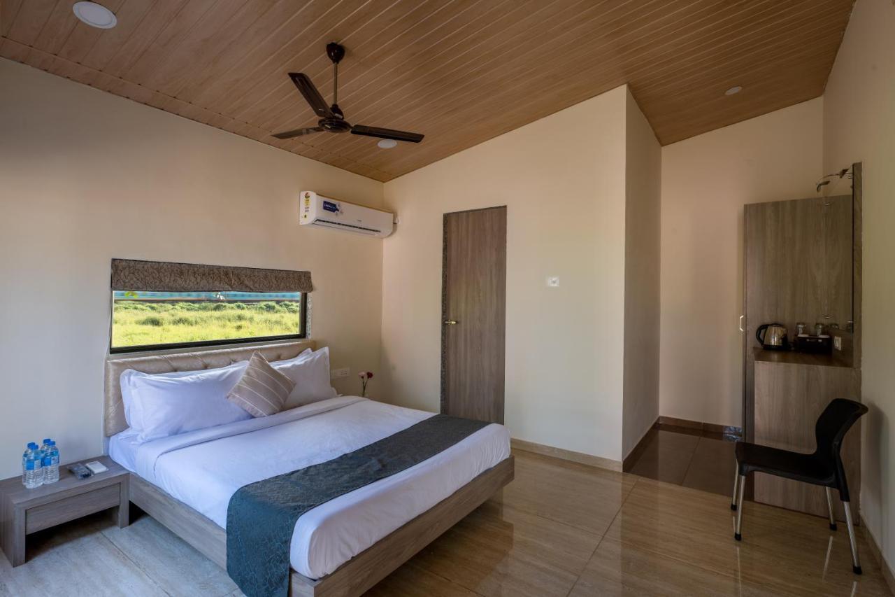 Hillrock Resort & Villas, Neral-Karjat Eksteriør bilde